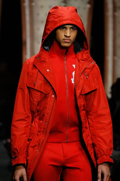 Look 38